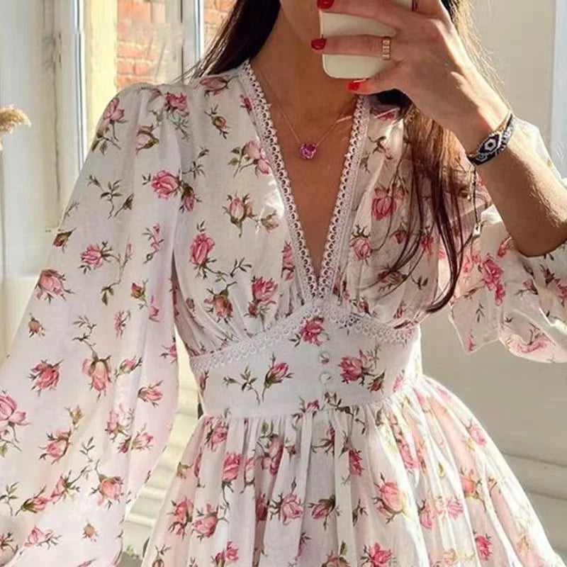 Vestido Seraphine – Leve e etéreo, perfeito para momentos de pura elegância.