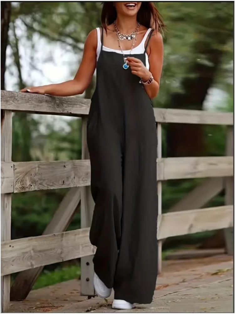 Macacão feminino sem mangas com suspensório solto bolso casual monocromático