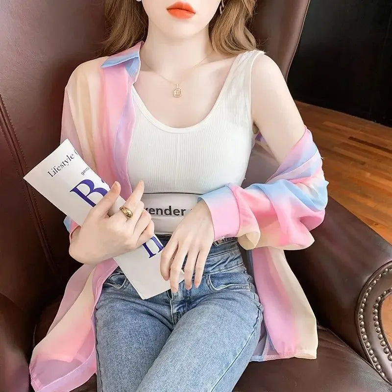 Camisa de manga comprida com gola virada para baixo