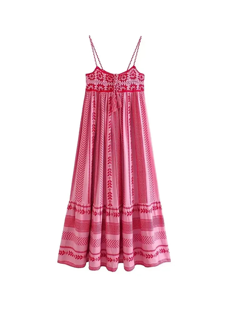 Vestido Elara – Encanto celestial, ideal para brilhar em ocasiões memoráveis.