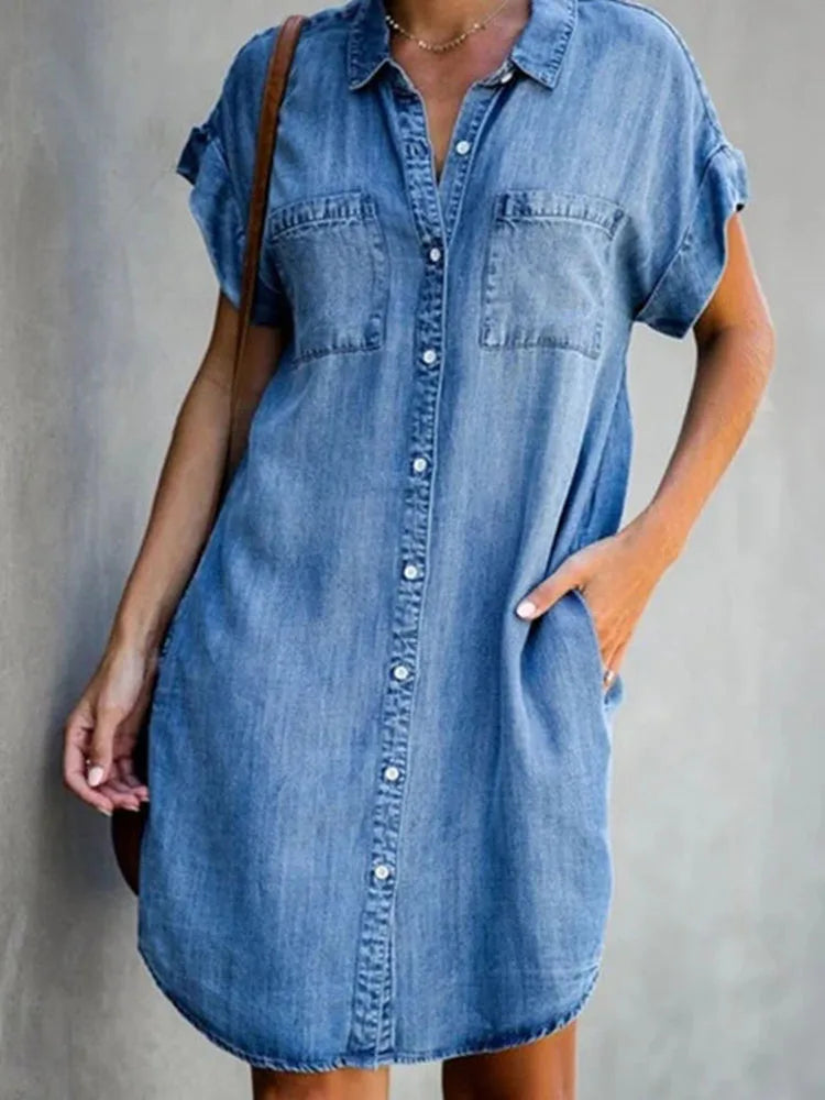 Vestido Celestia – Glamour discreto, ideal para quem busca um estilo único e encantador.