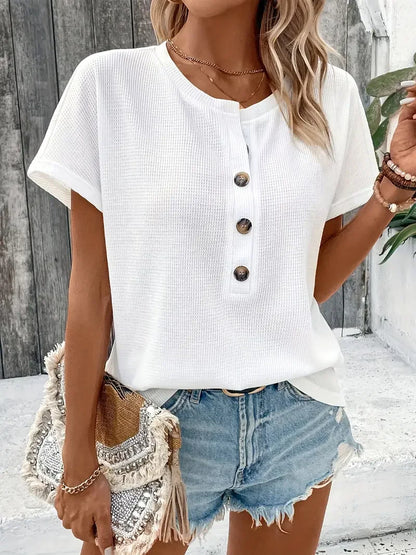 Camiseta de verão decote em V manga de três pontos