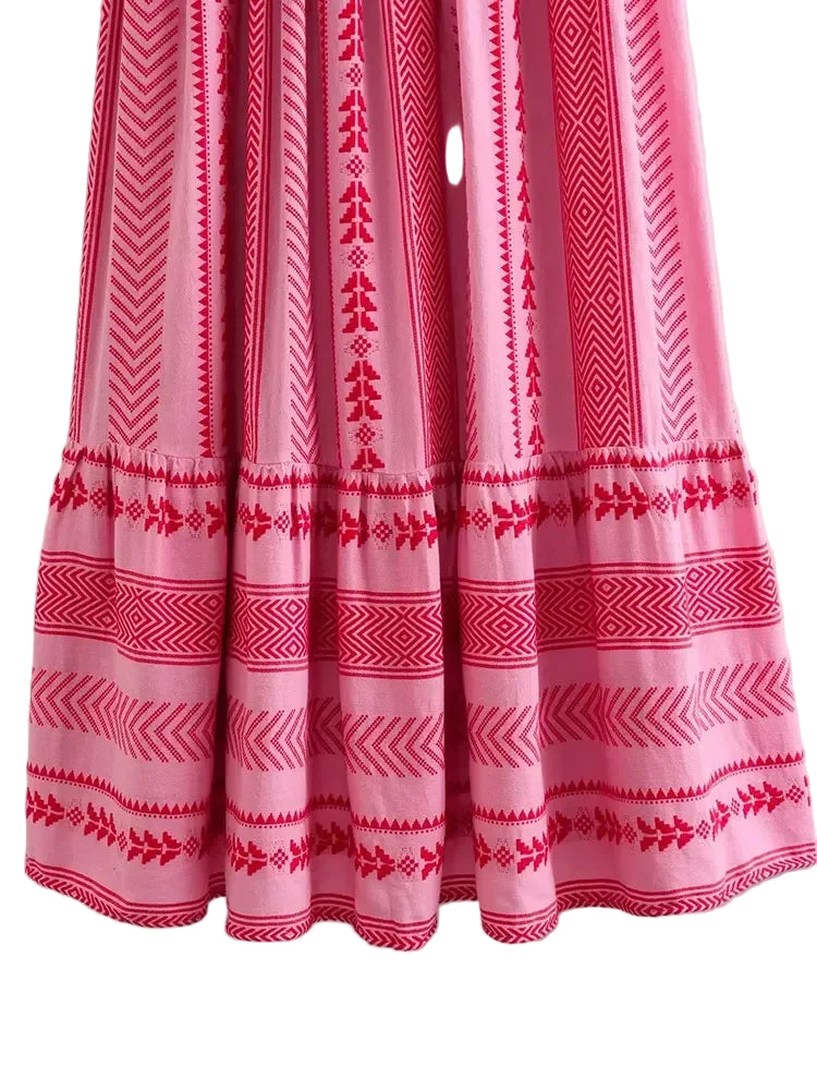Vestido Elara – Encanto celestial, ideal para brilhar em ocasiões memoráveis.